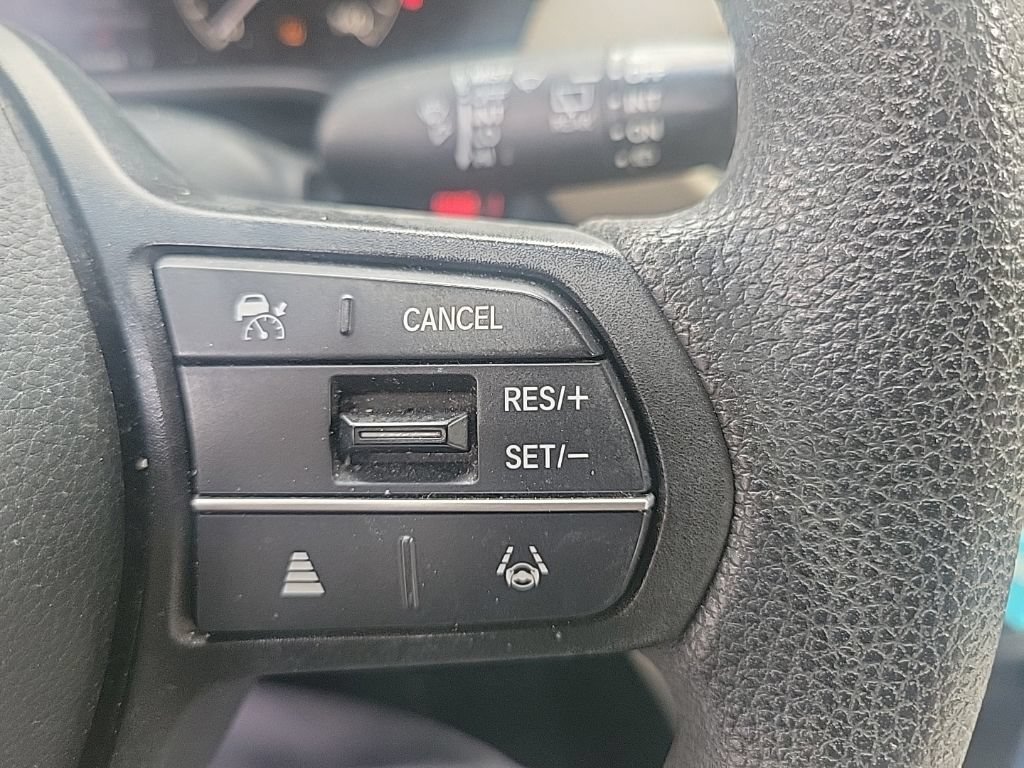 Certified 2024 Honda HR-V LX image 17