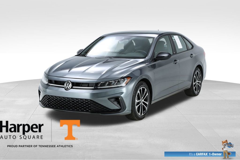 Used 2025 Volkswagen Jetta Sport image 1