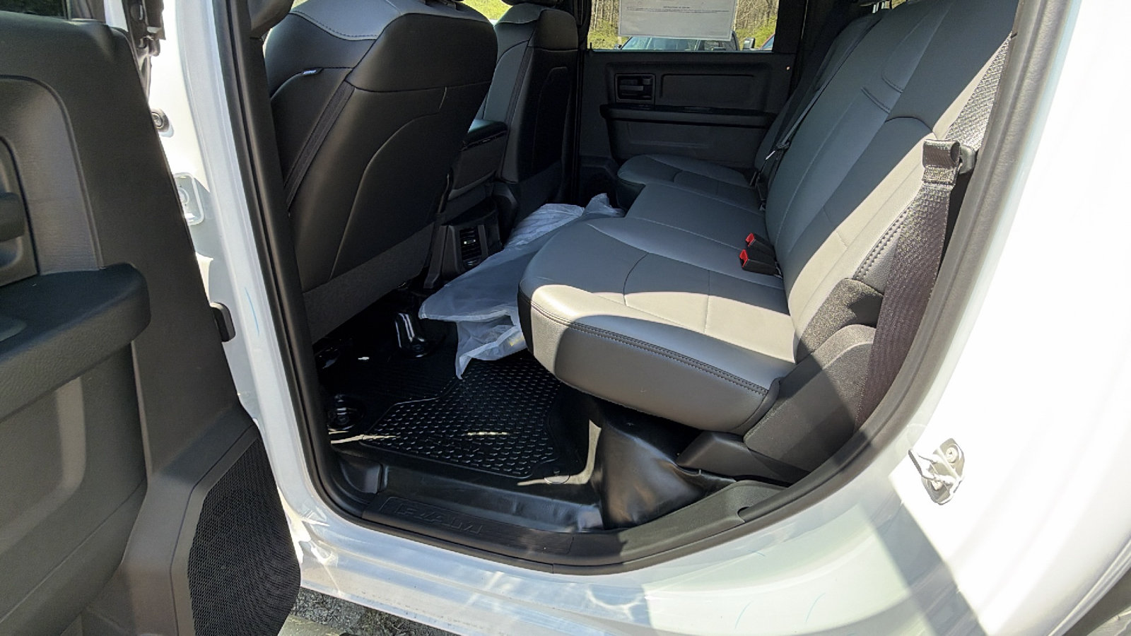 New 2026 RAM 2500 Tradesman AWD/4WD image 19