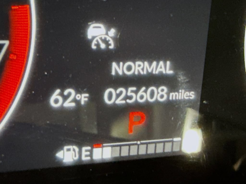 Used 2025 Honda CR-V EX image 4