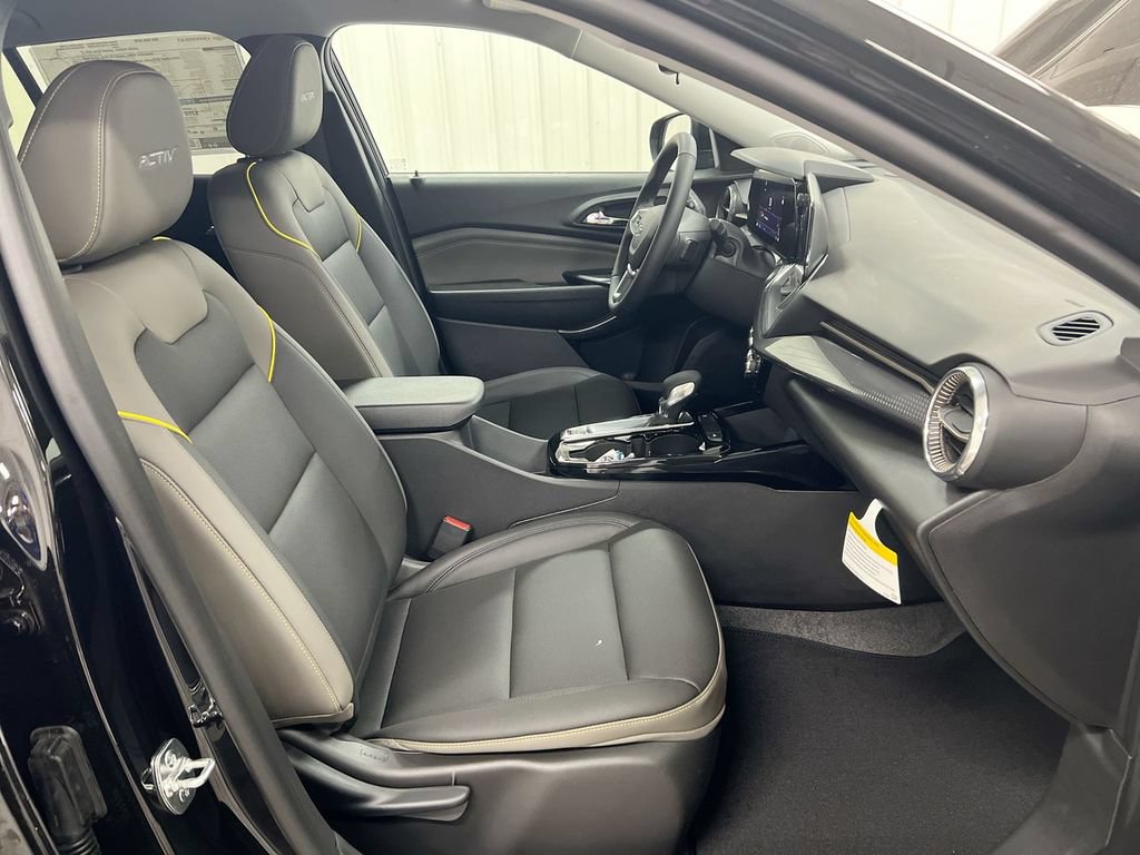 New 2026 Chevrolet Trax ACTIV w/ Driver Confidence Package FWD image 21