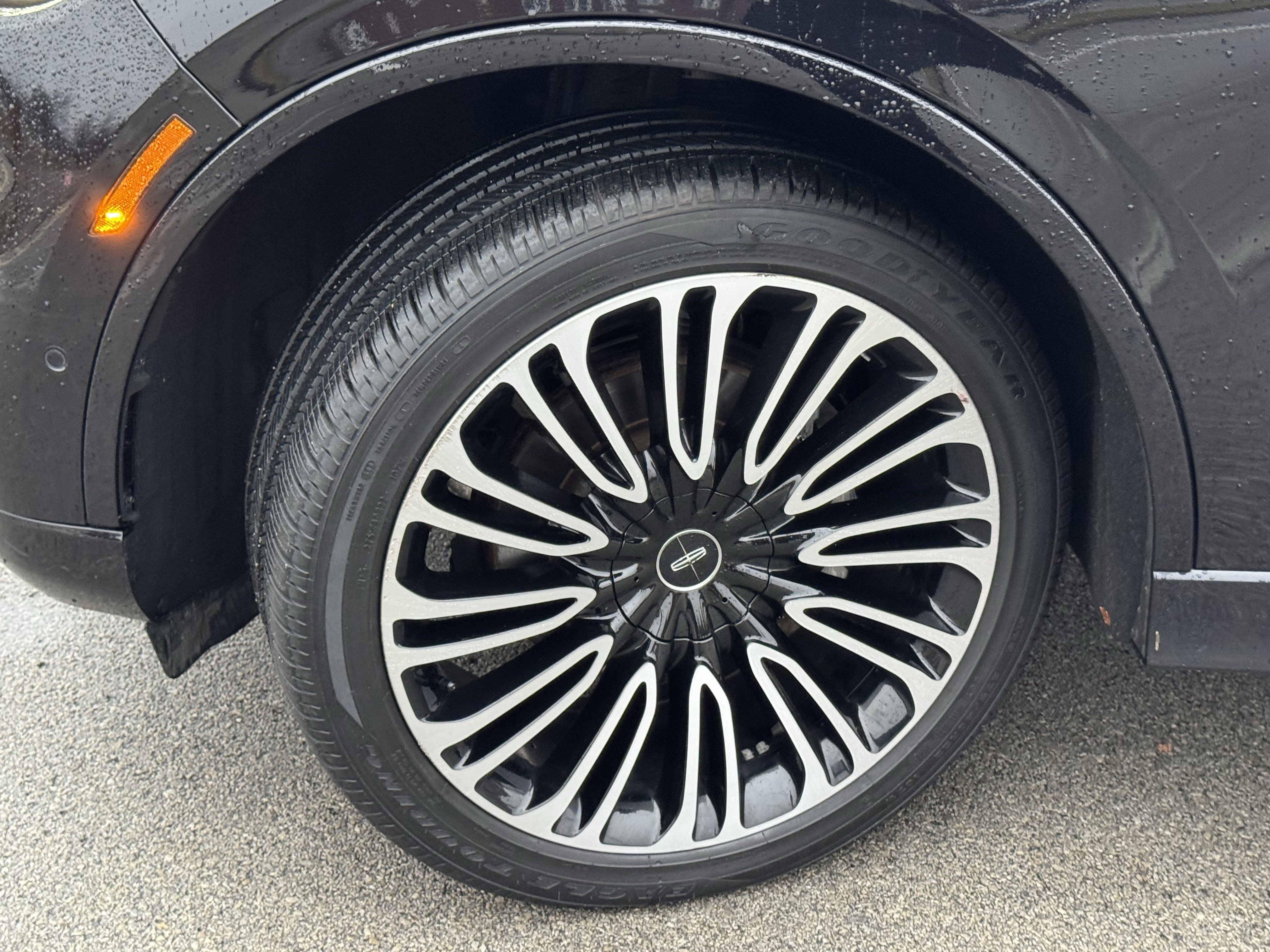 Used 2022 Lincoln Aviator Black Label w/ Dynamic Handling Package image 51