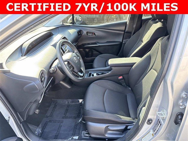 Used 2020 Toyota Prius L Eco image 14