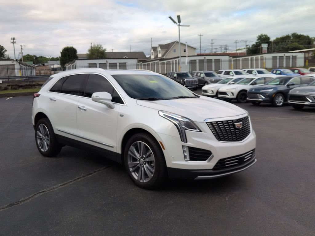 Used 2026 Cadillac XT5 Premium Luxury w/ Driver Assist Package AWD/4WD image 3