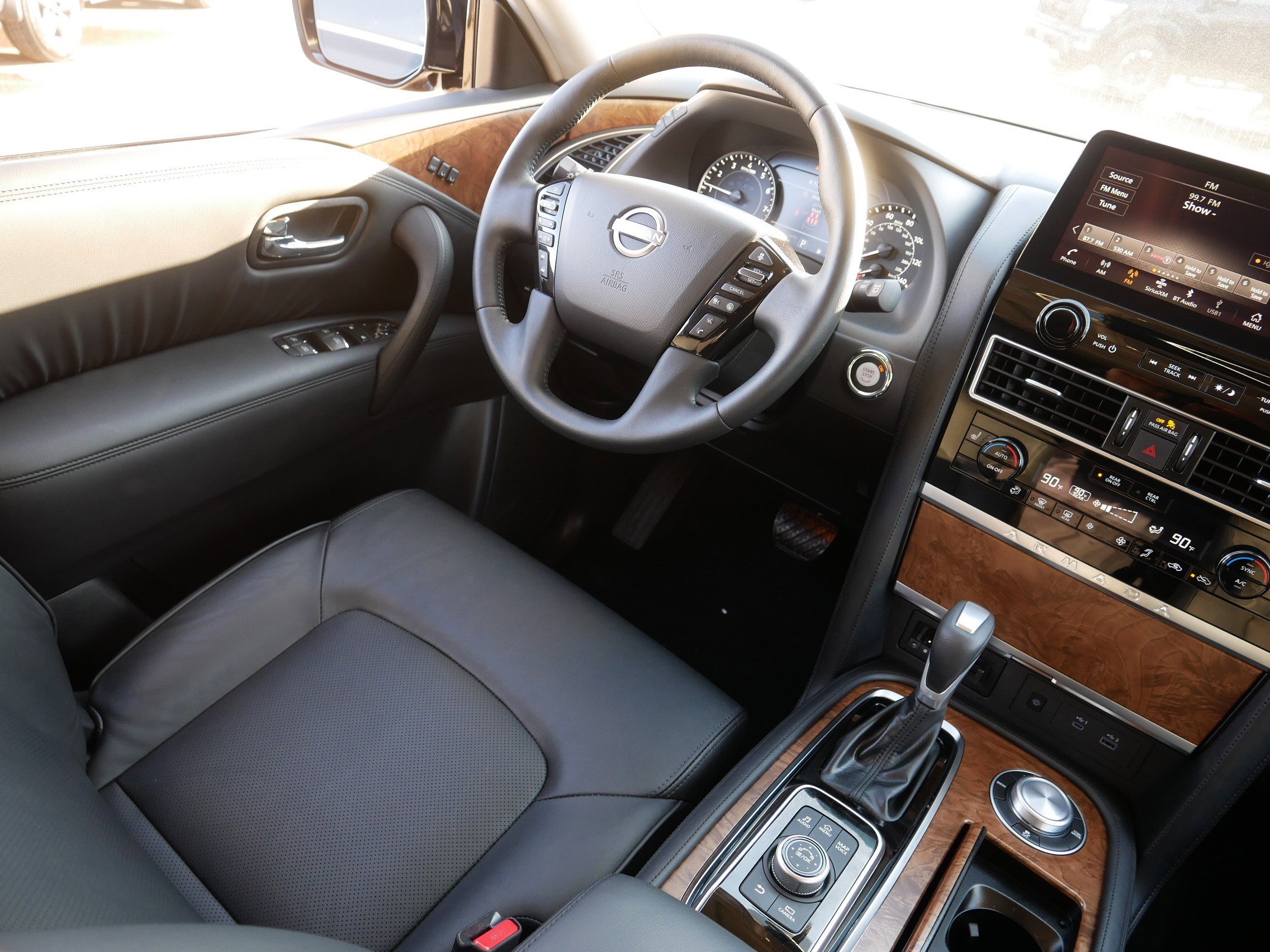 Certified 2024 Nissan Armada SL w/ Captain's Chairs Package image 9