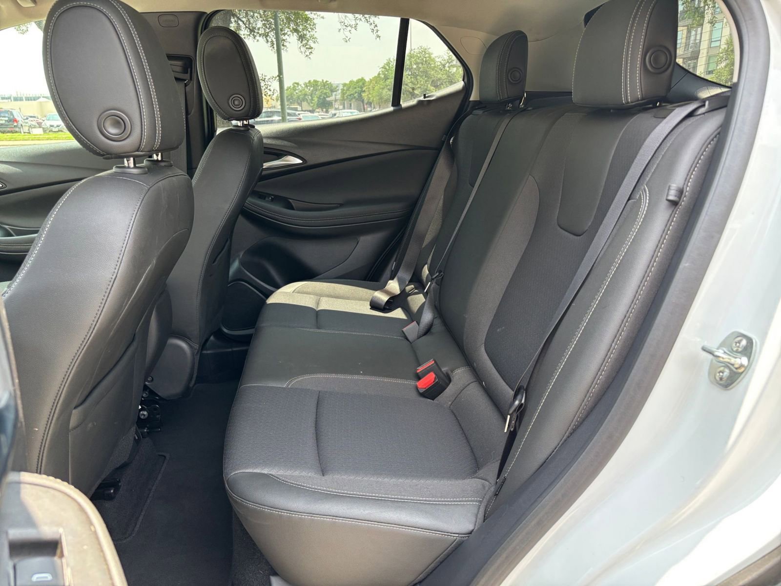 Used 2025 Buick Encore GX Preferred FWD image 21