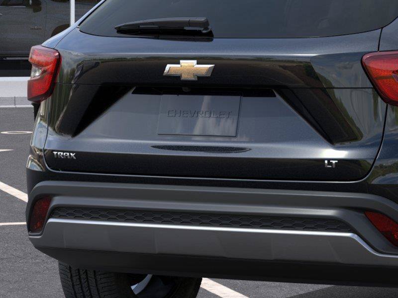 New 2026 Chevrolet Trax LT w/ LT Convenience Package FWD image 14