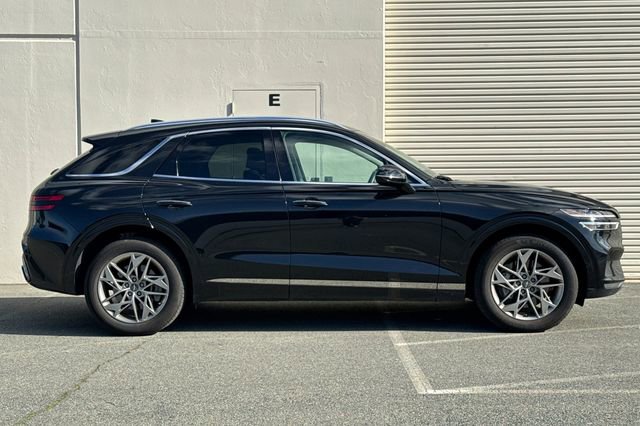 Used 2025 Genesis GV70 2.5T image 3