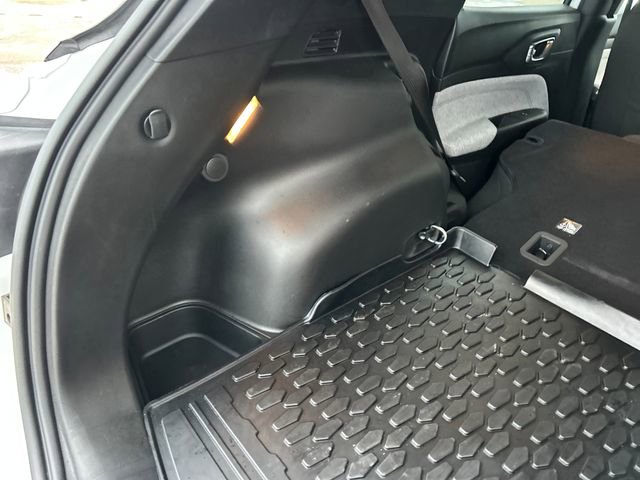 Used 2025 Jeep Compass Sport image 46