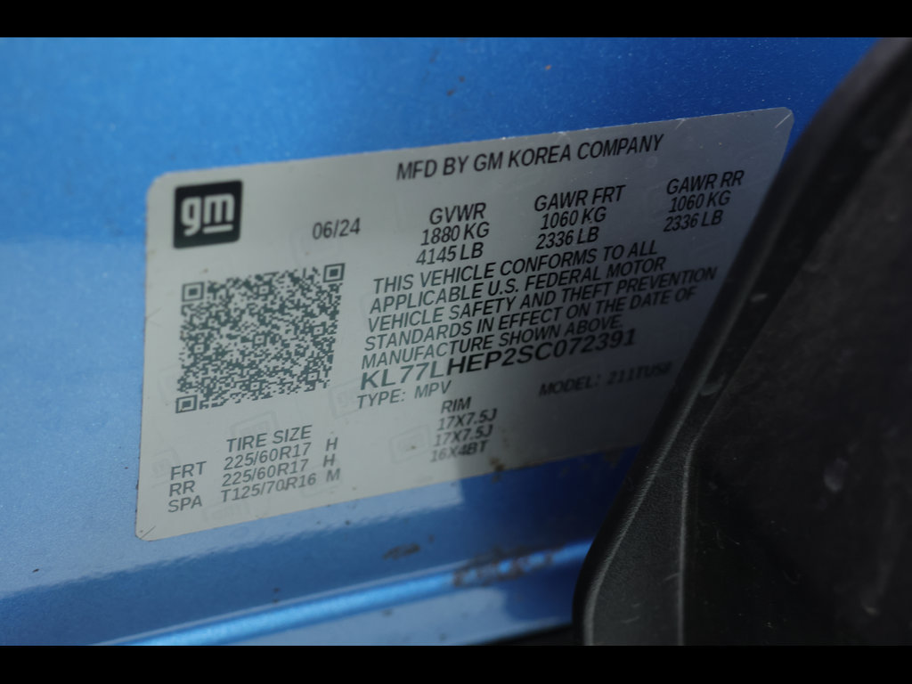 Used 2025 Chevrolet Trax LT w/ Driver Confidence Package FWD image 24
