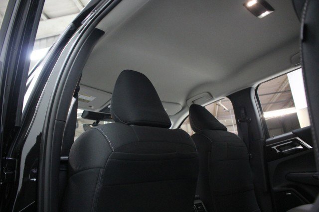 New 2026 Mitsubishi Outlander ES image 23