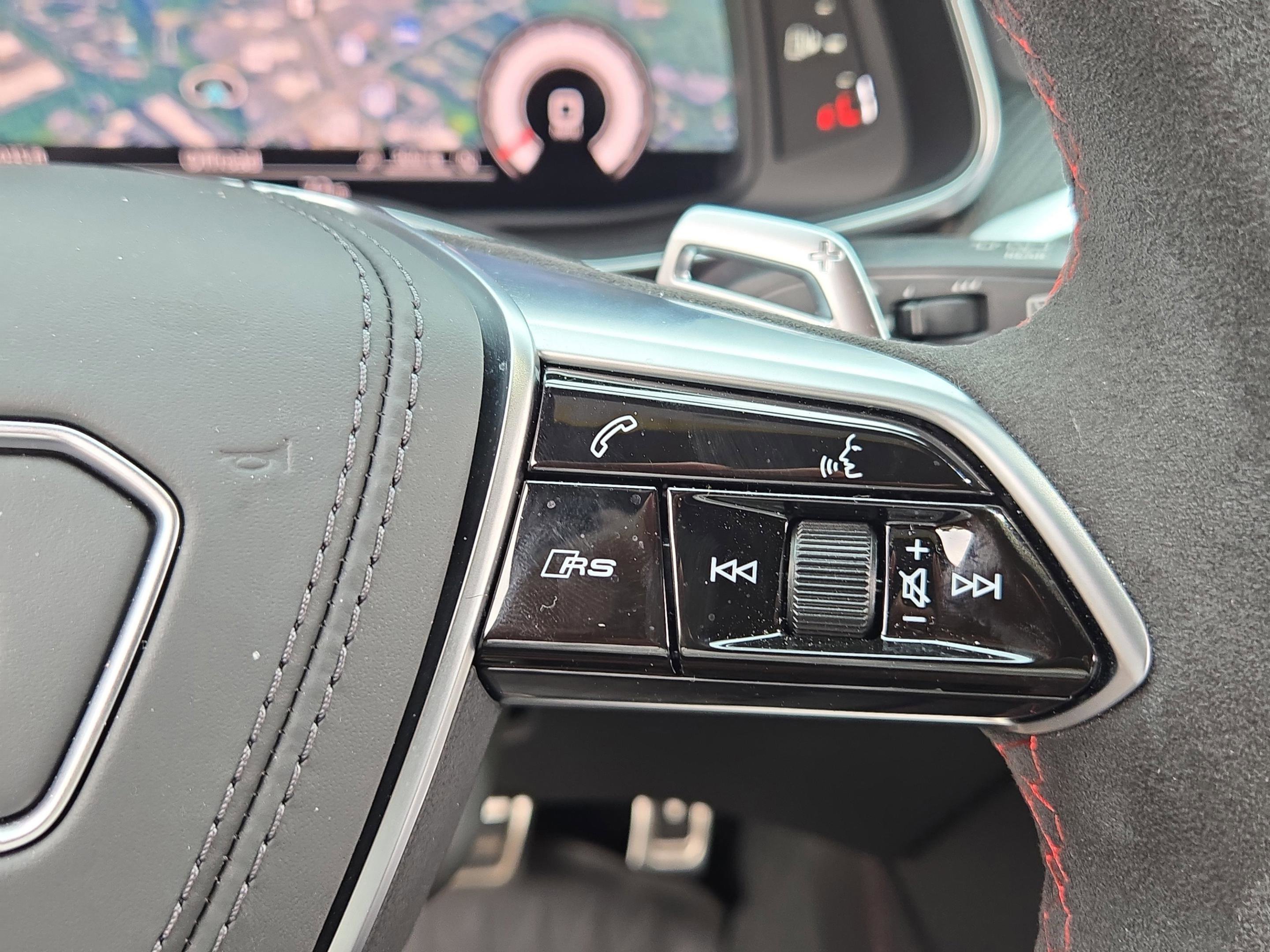 Used 2025 Audi RS 6 performance image 23