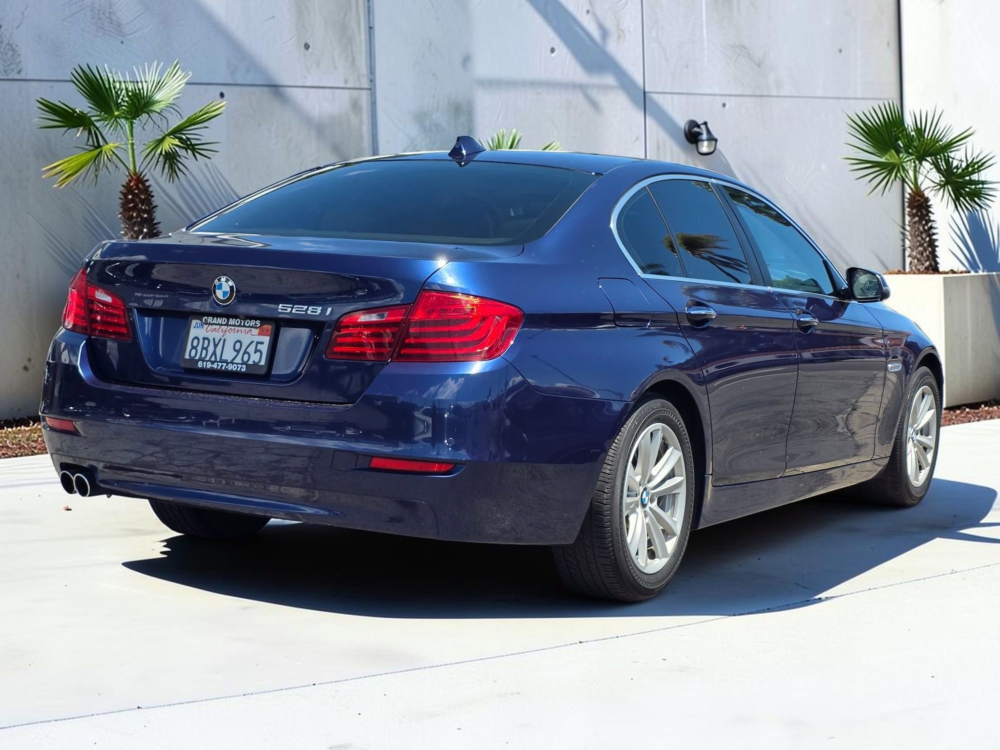 Used 2015 BMW 528i Sedan RWD image 7