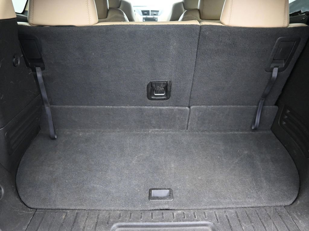 Used 2009 Chevrolet Traverse LTZ image 38