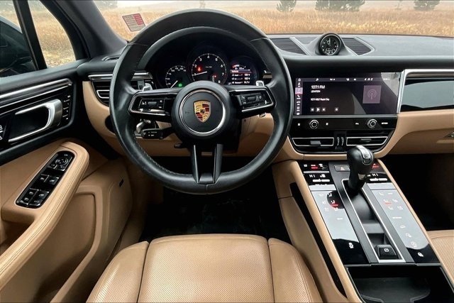 Used 2022 Porsche Macan image 8
