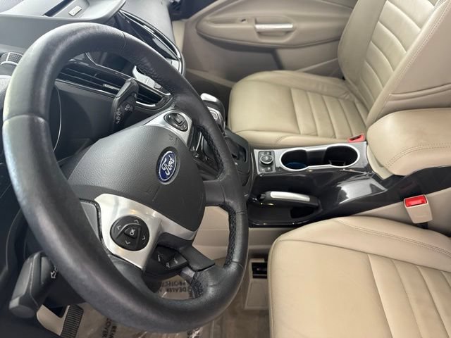 Used 2016 Ford Escape Titanium w/ Equipment Group 301A AWD/4WD image 22