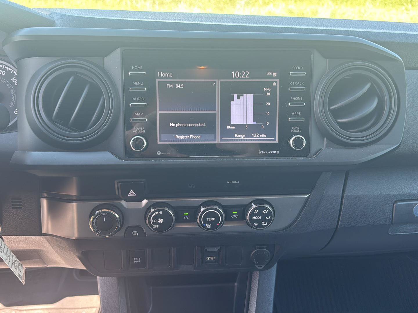 Used 2020 Toyota Tacoma SR AWD/4WD image 13