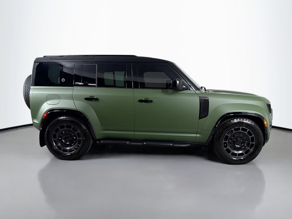New 2026 Land Rover Defender 110 OCTA AWD/4WD image 4