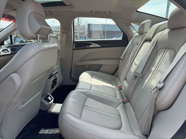 Used 2019 Lincoln MKZ Reserve AWD/4WD image 14