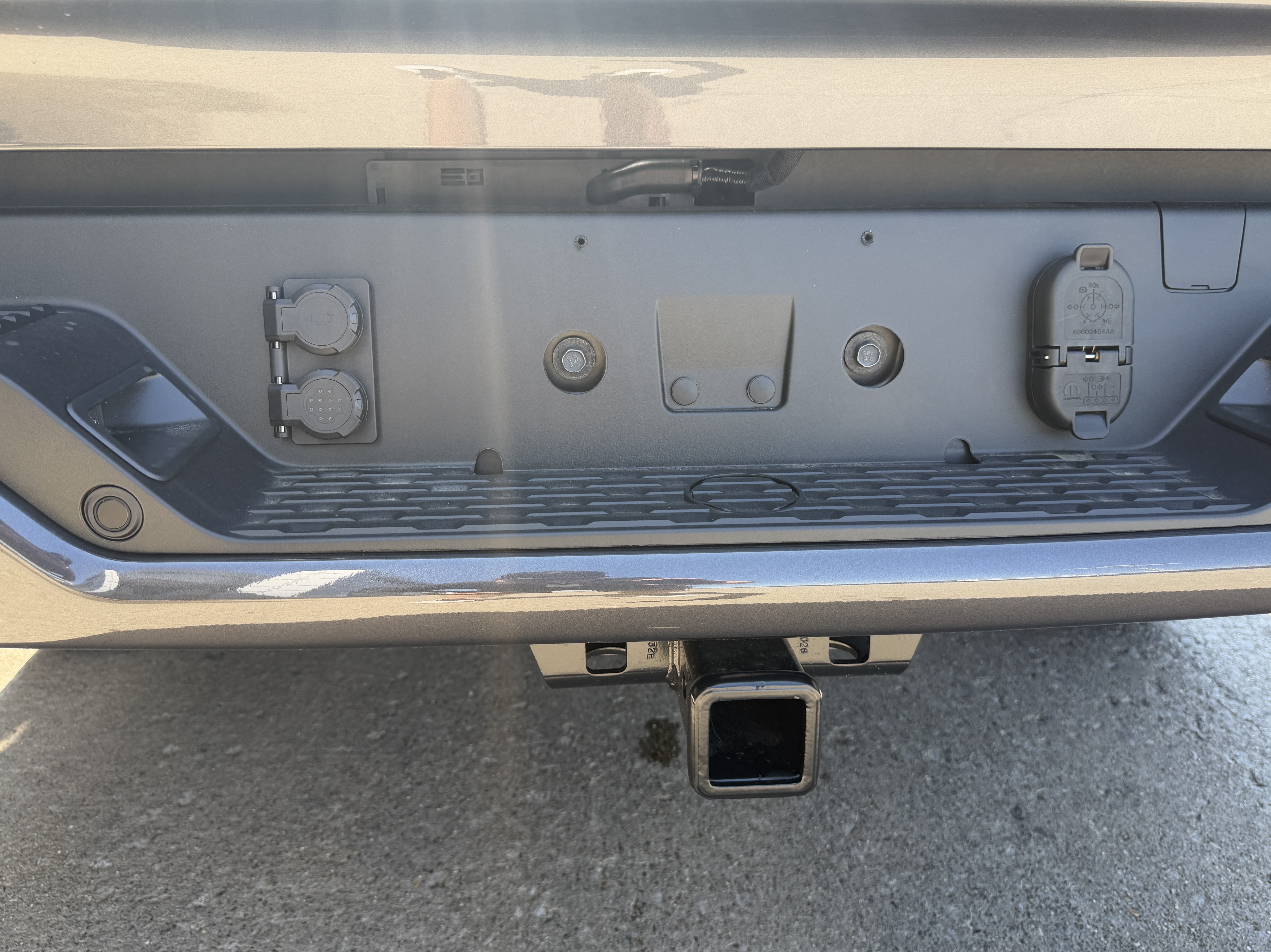 New 2026 RAM 1500 Laramie w/ Night Edition AWD/4WD image 11