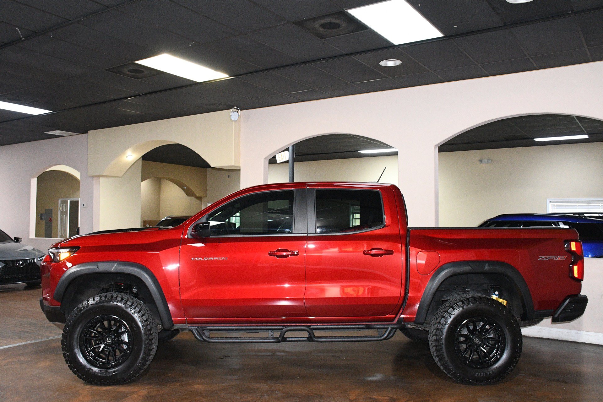 Used 2025 Chevrolet Colorado ZR2 w/ Technology Package AWD/4WD image 51