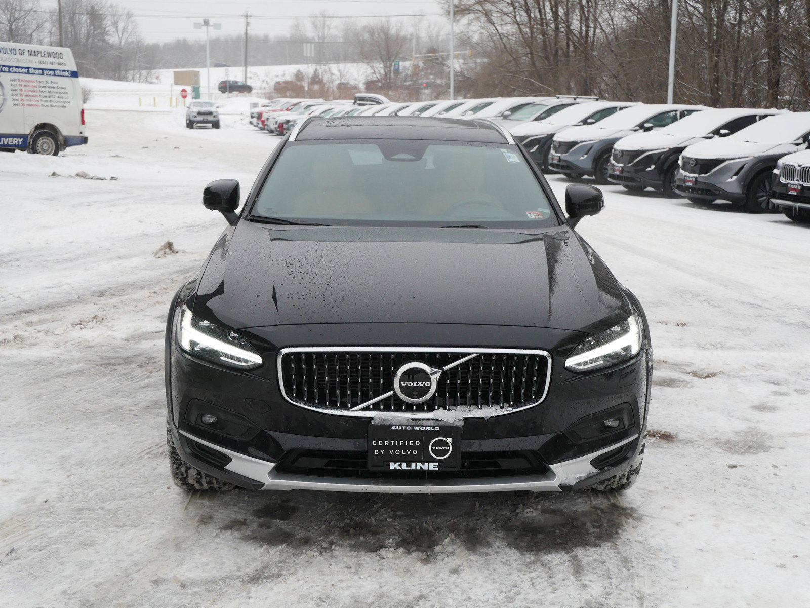 Certified 2024 Volvo V90 B6 Cross Country Ultimate w/ Protection Package Premier image 2
