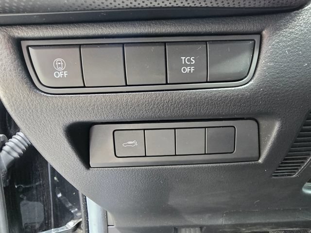 Used 2025 MAZDA CX-50 AWD 2.5 S w/ Preferred Package image 12
