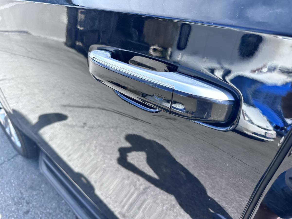 Used 2023 Cadillac Escalade Premium Luxury w/ LPO, Floor Liner Package image 11