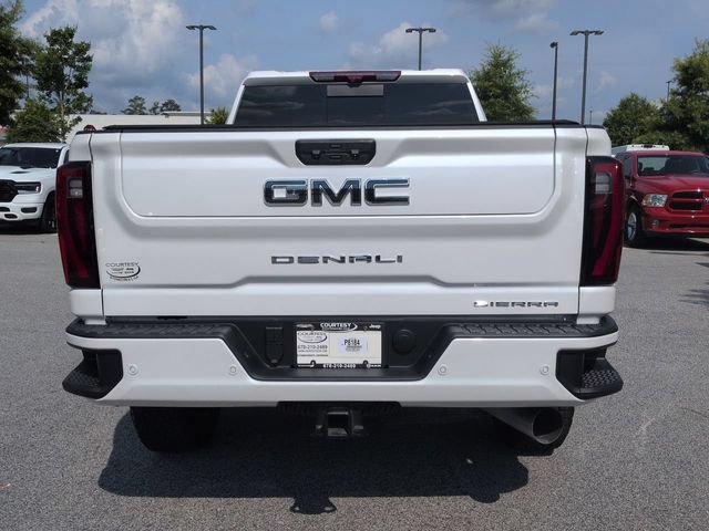 Used 2025 GMC Sierra 2500 Denali Ultimate w/ Max Trailering Package AWD/4WD image 6