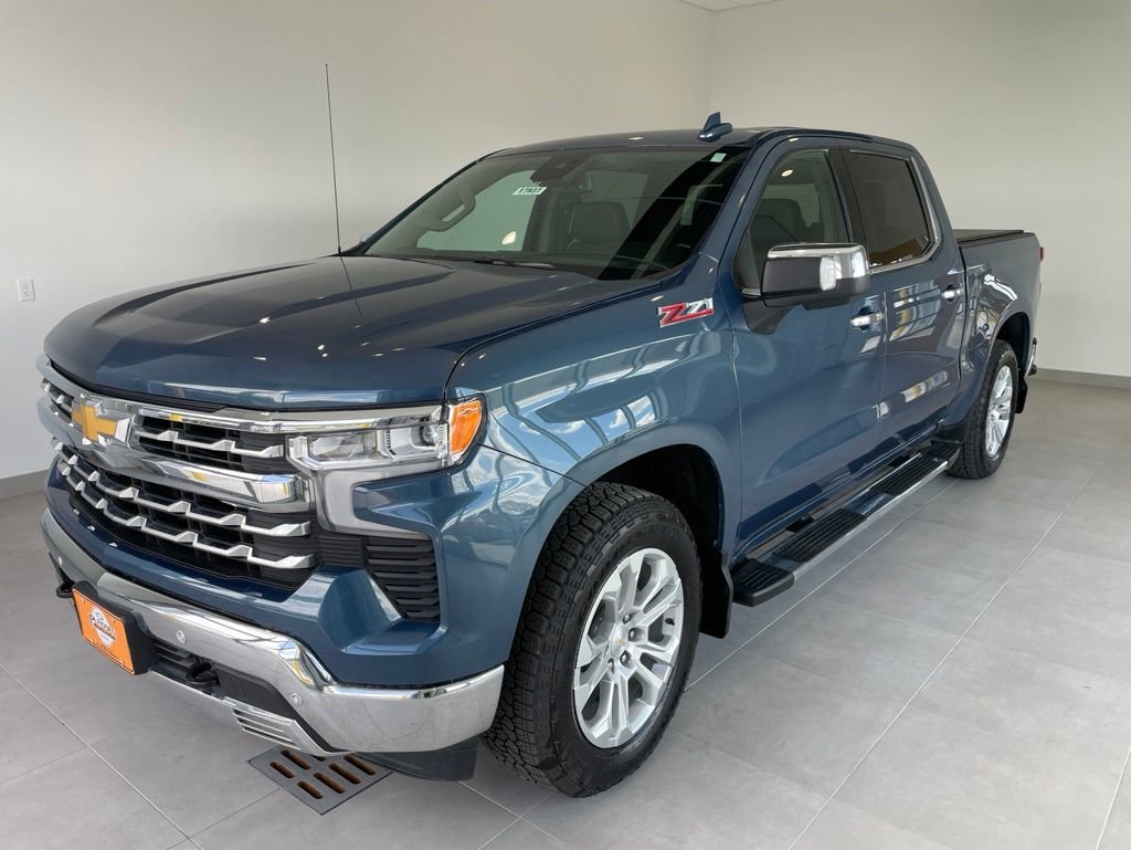 Used 2024 Chevrolet Silverado 1500 LTZ AWD/4WD image 1