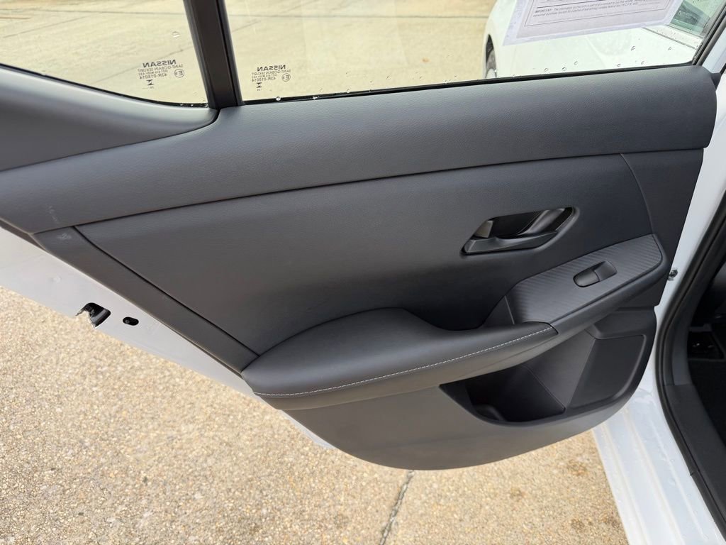 Used 2025 Nissan Sentra S image 15