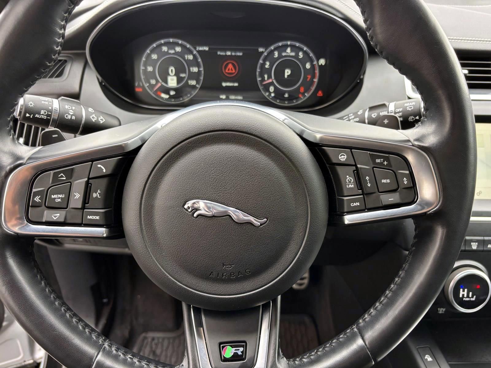 Used 2019 Jaguar E-PACE R-Dynamic HSE image 15