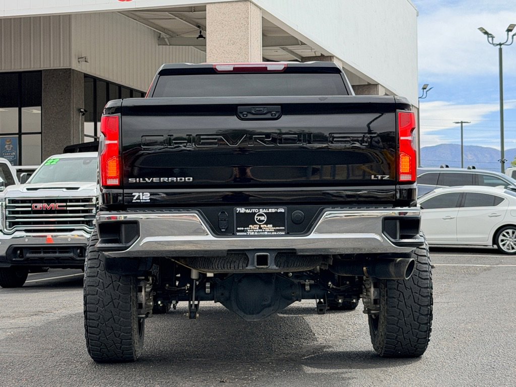 Used 2024 Chevrolet Silverado 2500 LTZ AWD/4WD image 53