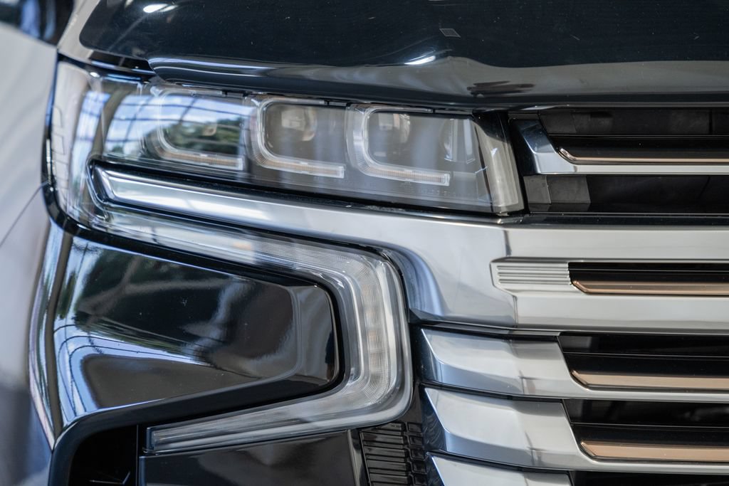 Used 2024 Chevrolet Tahoe High Country w/ Advanced Technology Package AWD/4WD image 13
