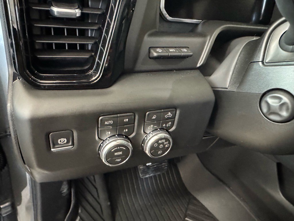 New 2026 GMC Sierra 1500 AT4 w/ AT4 Premium Package image 20