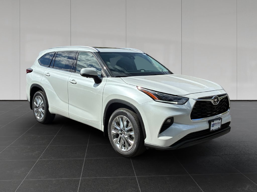 New 2026 Toyota Highlander Limited AWD/4WD image 8