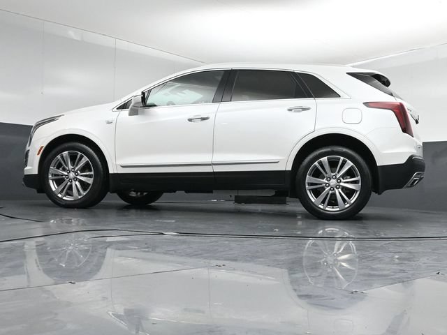 Used 2024 Cadillac XT5 Premium Luxury w/ LPO, Floor Liner Package AWD/4WD image 39