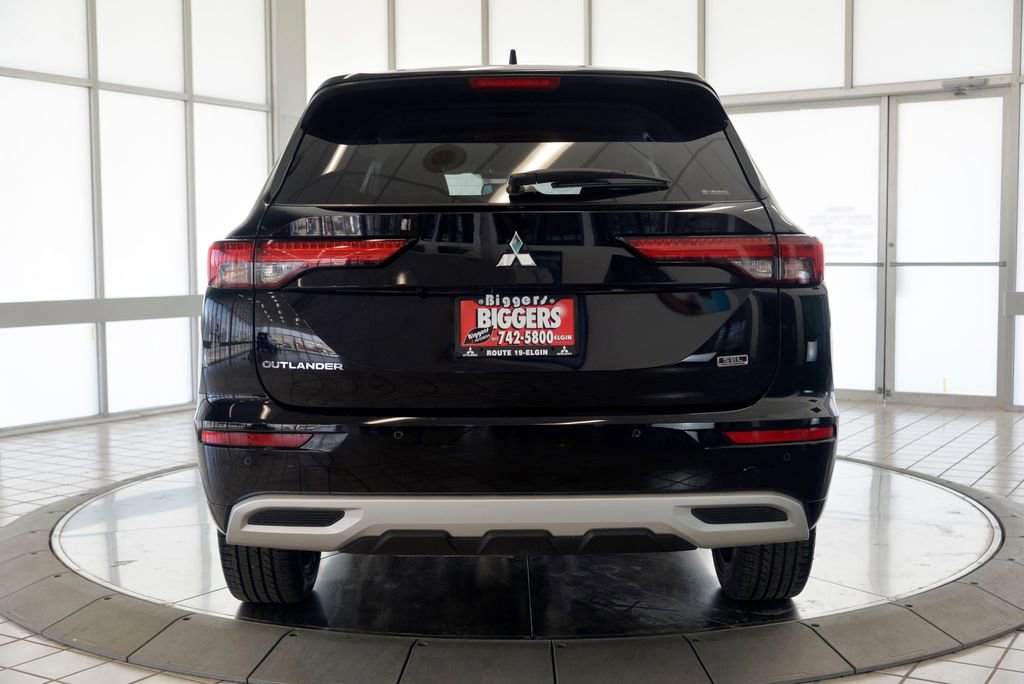 Used 2022 Mitsubishi Outlander SEL image 7
