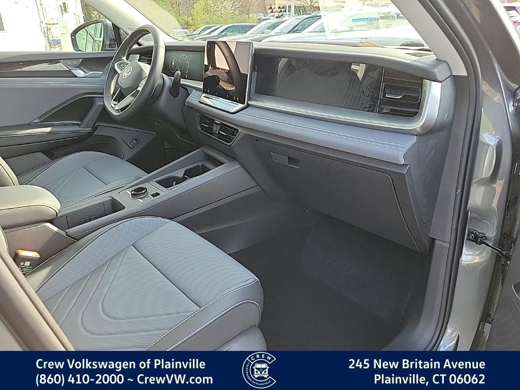 New 2026 Volkswagen Tiguan SE AWD/4WD image 44