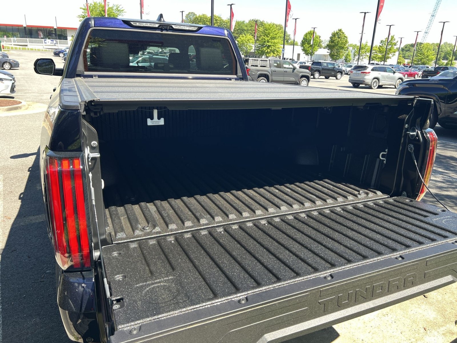 New 2026 Toyota Tundra Platinum AWD/4WD image 20