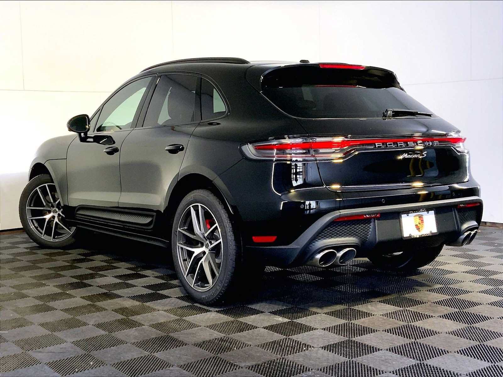 New 2026 Porsche Macan S AWD/4WD image 3