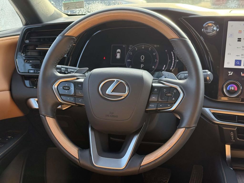 Used 2024 Lexus RX 350 Premium image 9