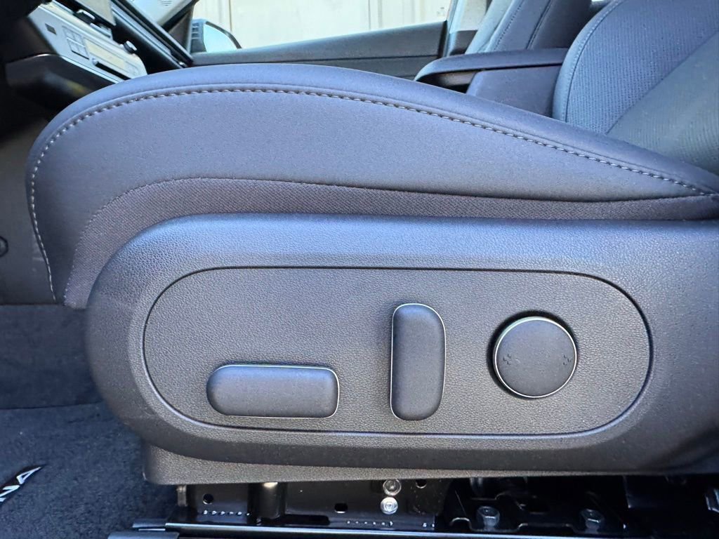 New 2026 Hyundai Kona SEL Premium image 7