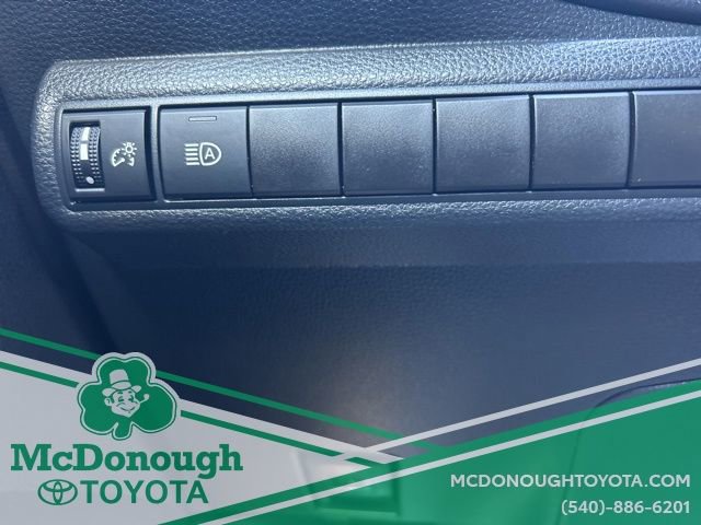 Certified 2024 Toyota Corolla SE image 11