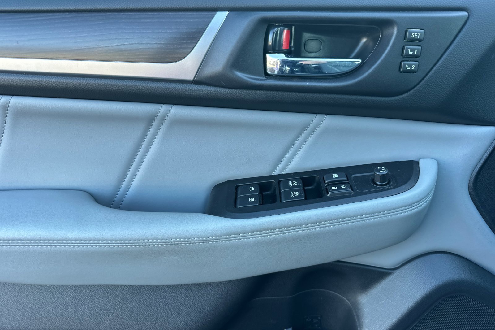 Used 2019 Subaru Legacy 2.5i Limited w/ Popular Package #2A image 10