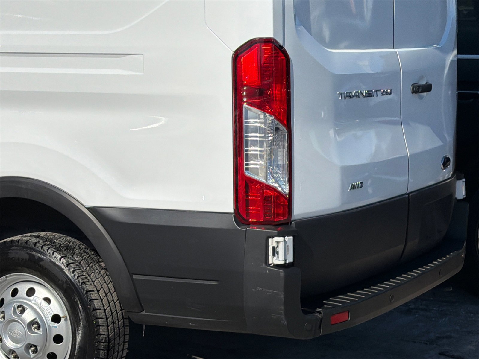 Used 2023 Ford Transit 250 148 High Roof AWD w/ Load Area Protection Package image 4