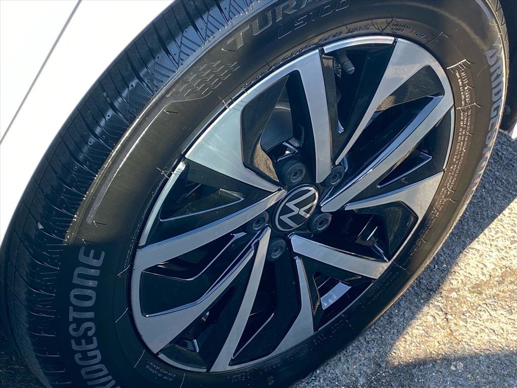 Certified 2023 Volkswagen Jetta S image 19