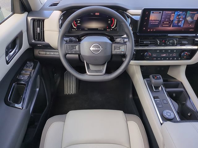 New 2026 Nissan Pathfinder SL w/ SL Premium Package AWD/4WD image 12