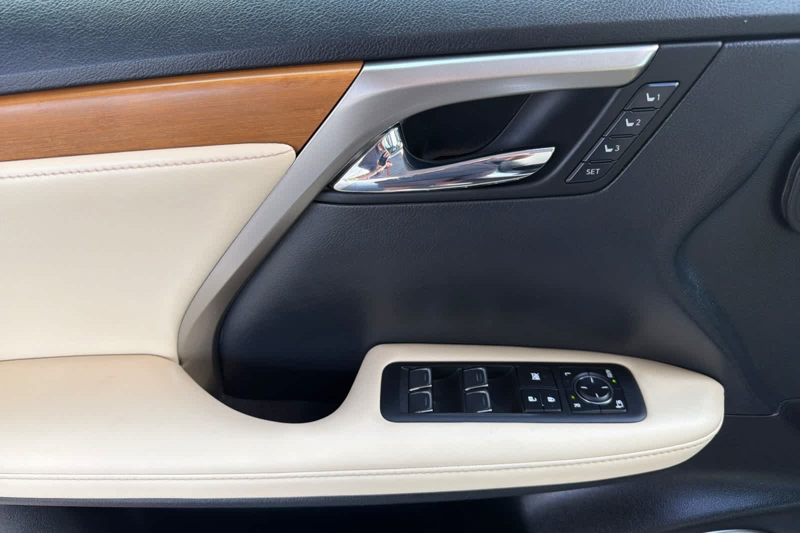 Certified 2022 Lexus RX 350 FWD w/ Premium Package image 12