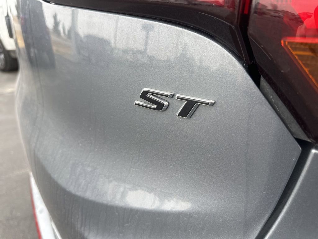 Used 2021 Buick Encore GX Select w/ Sport Touring Package image 11